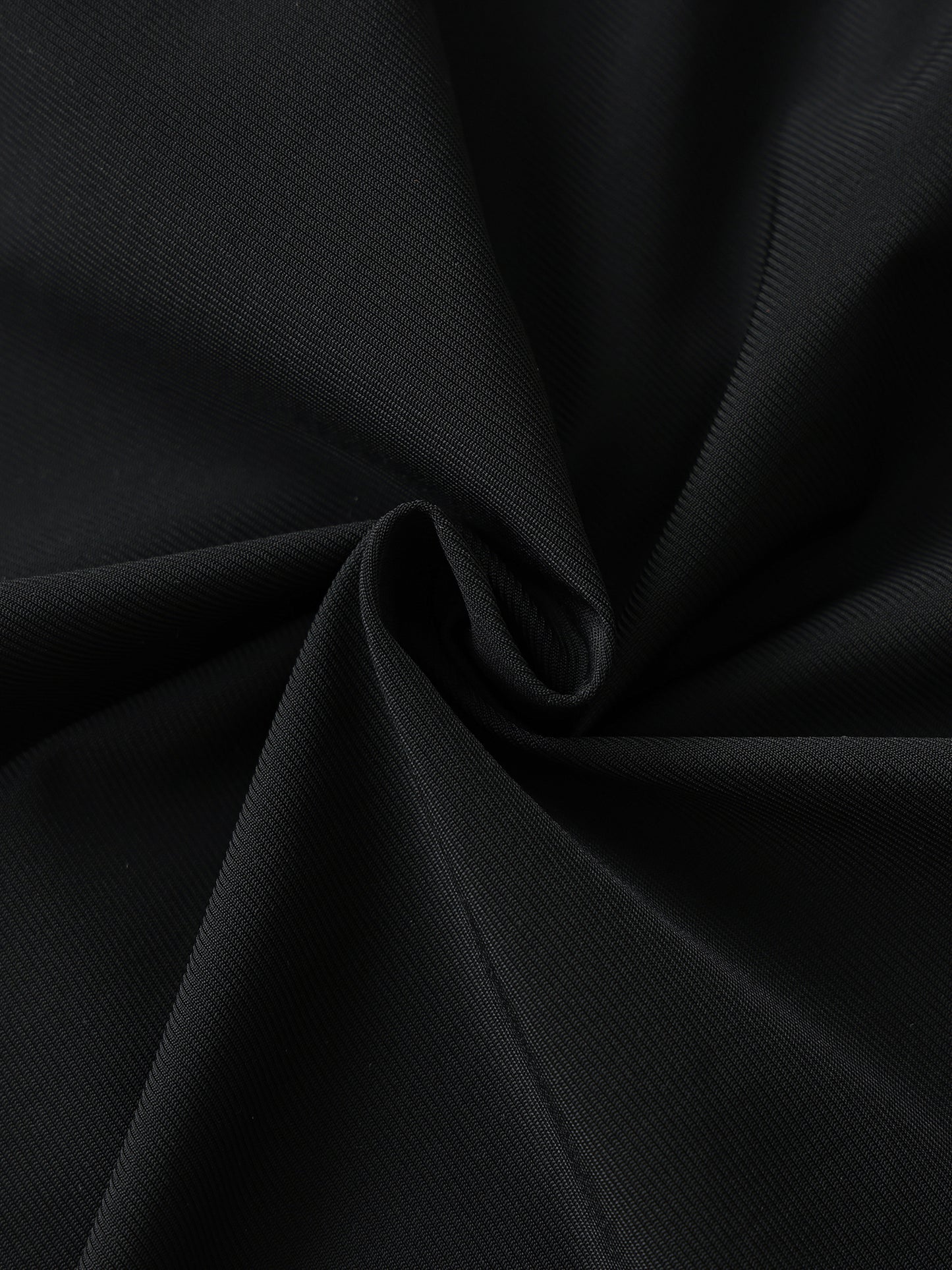 ASH CREST_RUNNING SHORTS [black]